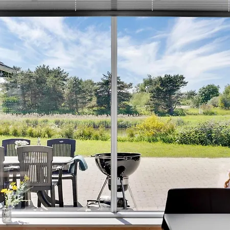 Cozy In With View *